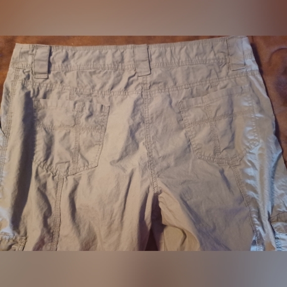 COUPE COLLECTION OLIVE GREEN CARGO PANTS, SIZE 14 WOMEN. - Picture 6 of 7